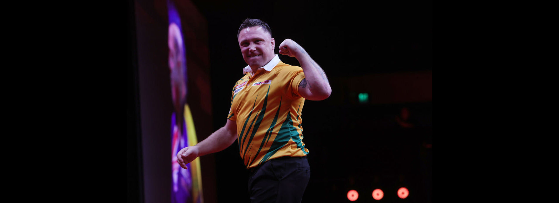 Gezzy Takes On Ben Robb - New Zealand Darts Masters